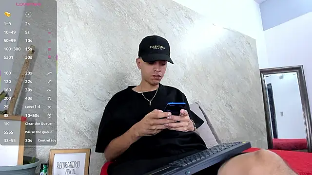 Snapshot of Mick-lollipop chatting on 17, 3, 2026 Mick-lollipop online show from 17, 3, 2026