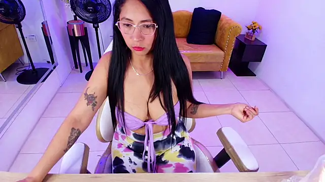 Cataleya jones online show from 20, 2, 2026