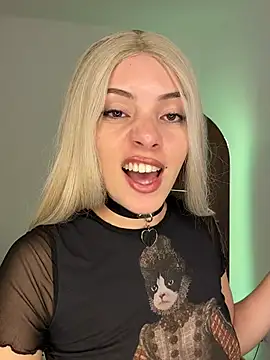 Snapshot of romanovanita chatting on 2, 7, 2026 romanovanita online show from 2, 7, 2026