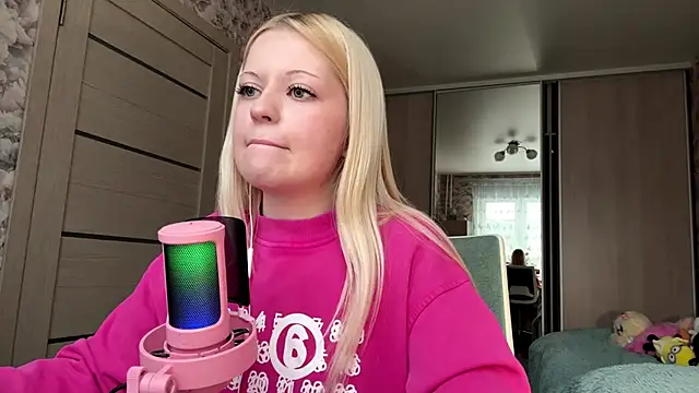 JeneeBIanks online show from 4, 3, 2026