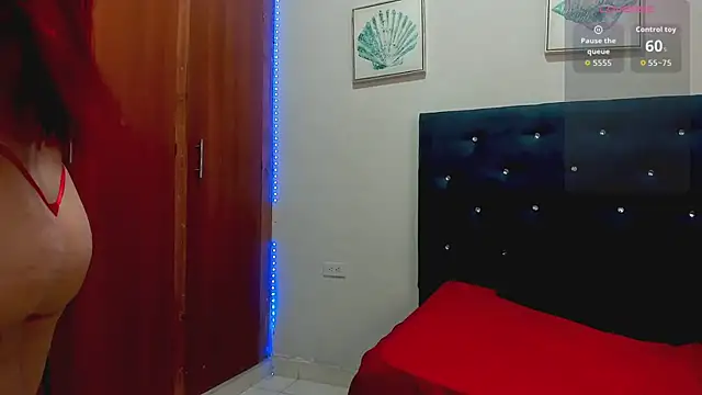 SofiaGonzales  online show from 9, 5, 2026