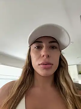 lucymiami1 online show from 19, 2, 2026