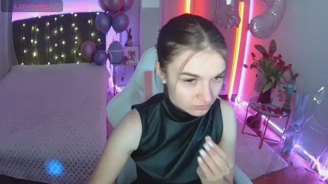 Ann Wood online show from 13, 3, 2026