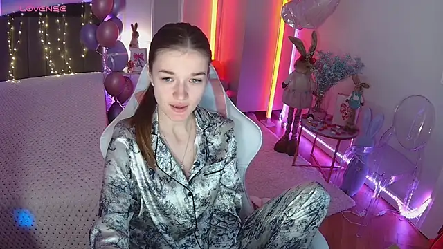 Ann Wood online show from 23, 3, 2026