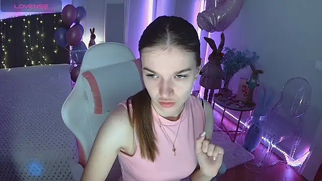 Ann Wood online show from 24, 3, 2026