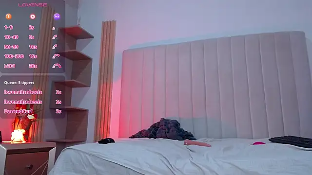 Snapshot of sirena_fuego chatting on 29, 3, 2026 sirena fuego online show from 29, 3, 2026