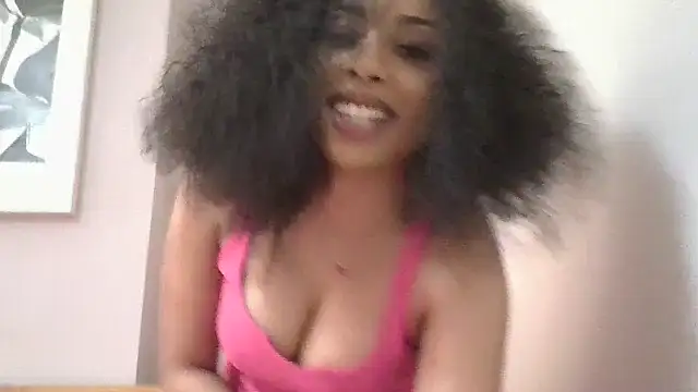 DivinnaMae online show from 20, 2, 2026