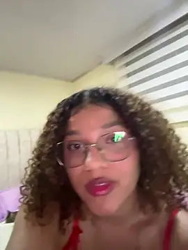 Snapshot of KendyLove_ chatting on 7, 7, 2026 KendyLove online show from 7, 7, 2026