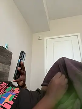 Snapshot of makeherfeelg chatting on 25, 3, 2026 makeherfeelg online show from 25, 3, 2026