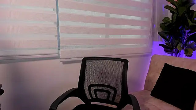 Snapshot of Antonella_Moretti_ chatting on 25, 2, 2026 Antonella Moretti online show from 25, 2, 2026