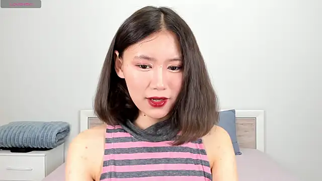 Kiraeko online show from 7, 5, 2026