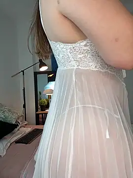 Snapshot of Viictoria-Jones chatting on 23, 3, 2026 Viictoria-Jones online show from 23, 3, 2026