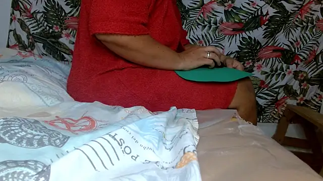 Snapshot of smallvioleta69 chatting on 2, 3, 2026 smallvioleta69 online show from 2, 3, 2026