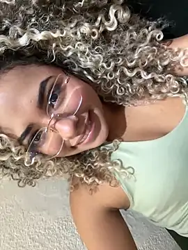 Sophi077 online show from 22, 2, 2026