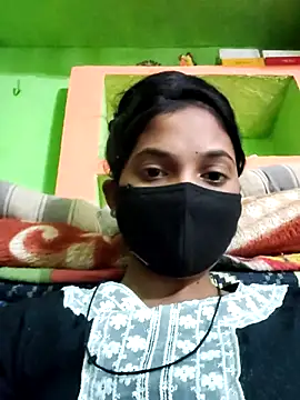 Cute aroshi online show from 3, 3, 2026