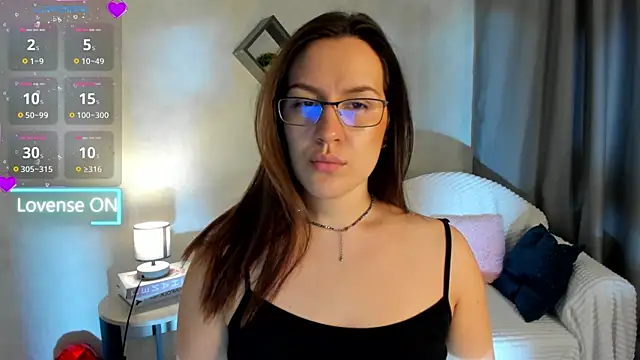 Snapshot of asti_bubbles chatting on 10, 4, 2026 asti bubbles online show from 10, 4, 2026