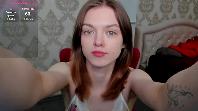  Molly Coy  online show from 16, 5, 2026