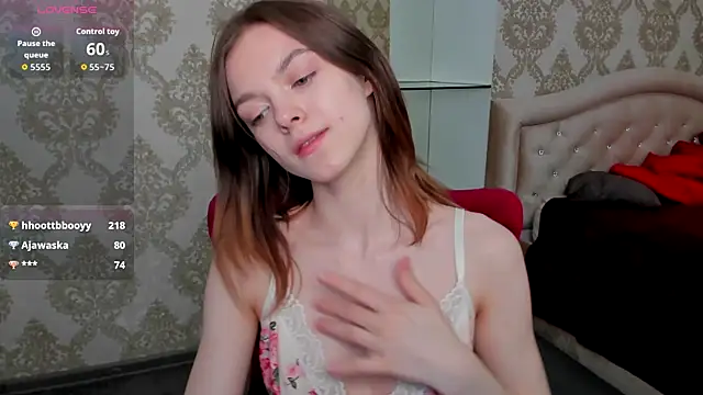  Molly Coy  online show from 16, 5, 2026