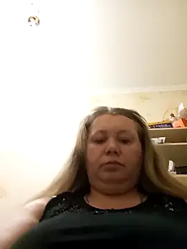 Snapshot of KiraStanton chatting on 3, 4, 2026 KiraStanton online show from 3, 4, 2026