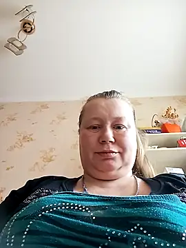 KiraStanton online show from 12, 5, 2026