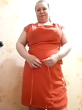 KiraStanton online show from 13, 5, 2026