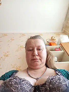 KiraStanton online show from 16, 5, 2026