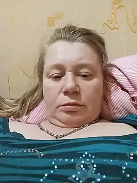 KiraStanton online show from 17, 5, 2026