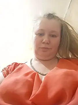 KiraStanton online show from 22, 5, 2026