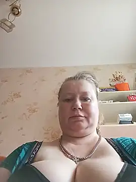 Snapshot of KiraStanton chatting on 6, 6, 2026 KiraStanton online show from 6, 6, 2026