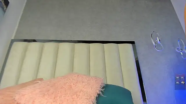 Snapshot of Ambarr_Moon_ chatting on 17, 3, 2026 Ambarr Moon online show from 17, 3, 2026