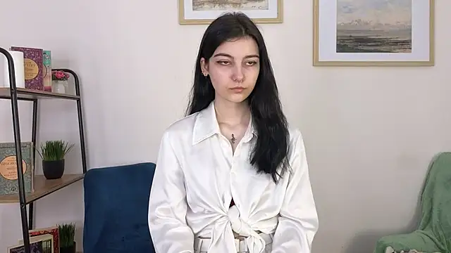 Lilian Merf online show from 3, 4, 2026