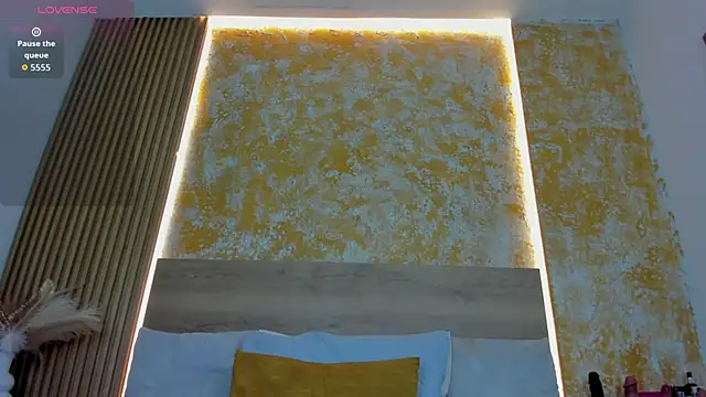 Snapshot of julietta_pink chatting on 31, 3, 2026 julietta pink online show from 31, 3, 2026