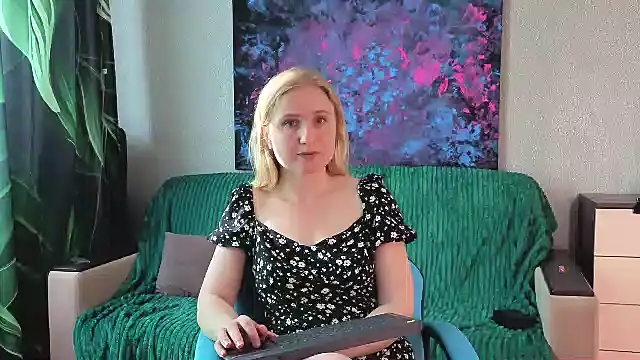 Snapshot of Lanavi_Smile chatting on 30, 7, 2026 Lanavi Smile online show from 30, 7, 2026