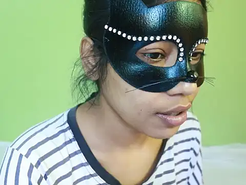 Snapshot of mrsdevika chatting on 9, 4, 2026 mrsdevika online show from 9, 4, 2026