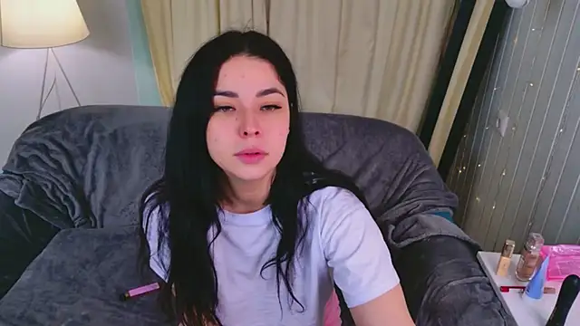 Erika Moan  online show from 3, 4, 2026