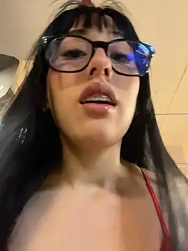Snapshot of susi_chimm chatting on 16, 7, 2026 susi chimm online show from 16, 7, 2026