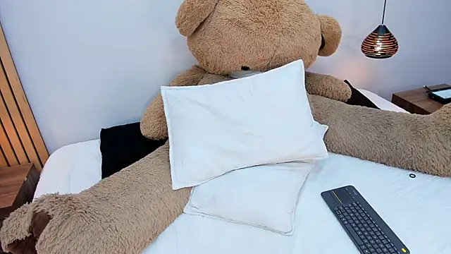 Snapshot of SusiMendez chatting on 8, 3, 2026 SusiMendez online show from 8, 3, 2026