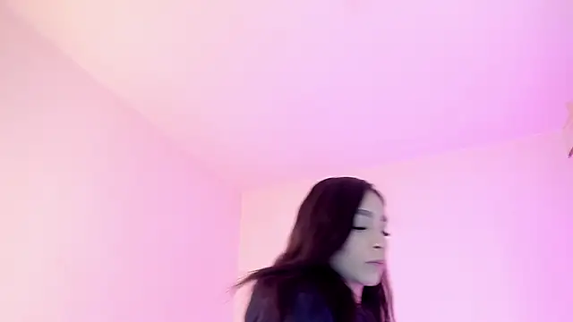 MIAA ROBERTSS online show from 1, 4, 2026