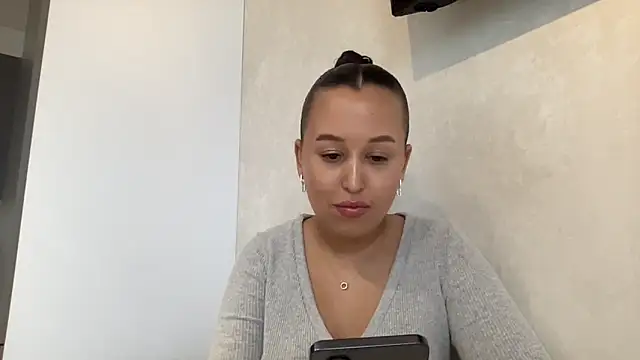 Dana 005 online show from 10, 5, 2026