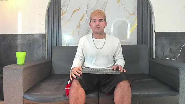 Latins on fire online show from 24, 5, 2026