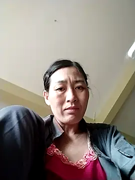 Snapshot of lris-Beauty77 chatting on 7, 3, 2026 lris-Beauty77 online show from 7, 3, 2026