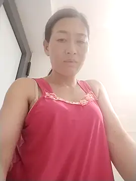 Snapshot of lris-Beauty77 chatting on 28, 3, 2026 lris-Beauty77 online show from 28, 3, 2026