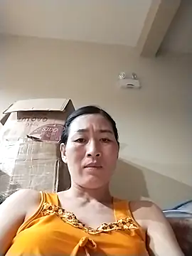 Snapshot of lris-Beauty77 chatting on 4, 4, 2026 lris-Beauty77 online show from 4, 4, 2026