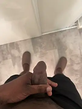 baiseurmeuf parfait online show from 11, 3, 2026