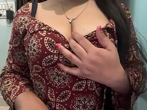 Snapshot of Avneet_kaurr1 chatting on 10, 3, 2026 Avneet kaurr1 online show from 10, 3, 2026