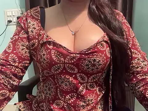 Avneet kaurr1 online show from 28, 4, 2026