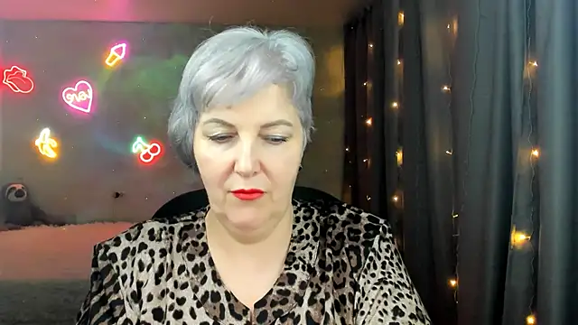 Mary-Leee online show from 3, 3, 2026
