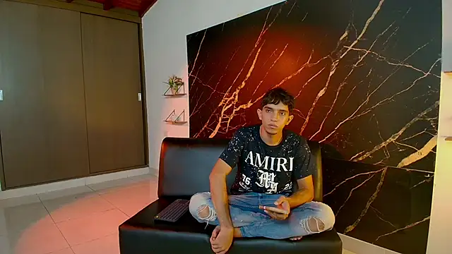 Snapshot of thiago_moreno chatting on 28, 2, 2026 thiago moreno online show from 28, 2, 2026