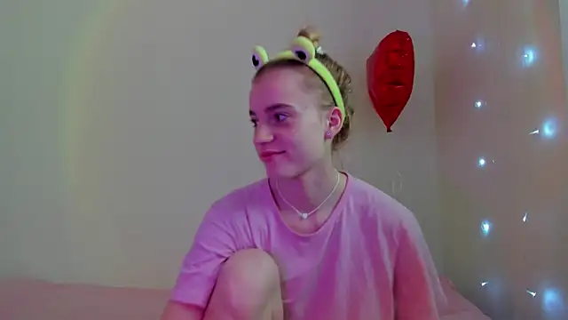 Stacey Brow online show from 8, 5, 2026