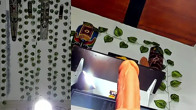 Snapshot of bella__funny chatting on 2, 7, 2026 bella funny online show from 2, 7, 2026